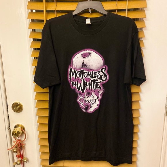 Motionless In White Skull tee - Picture 1 of 5